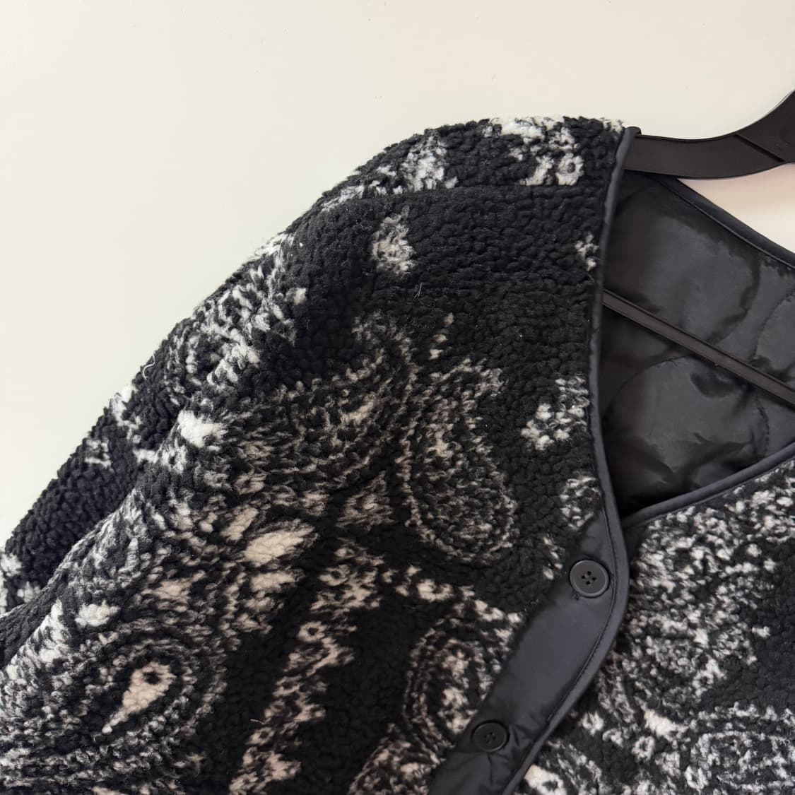 새상품 여자 페이즐리 누빔 점퍼 상품이미지3