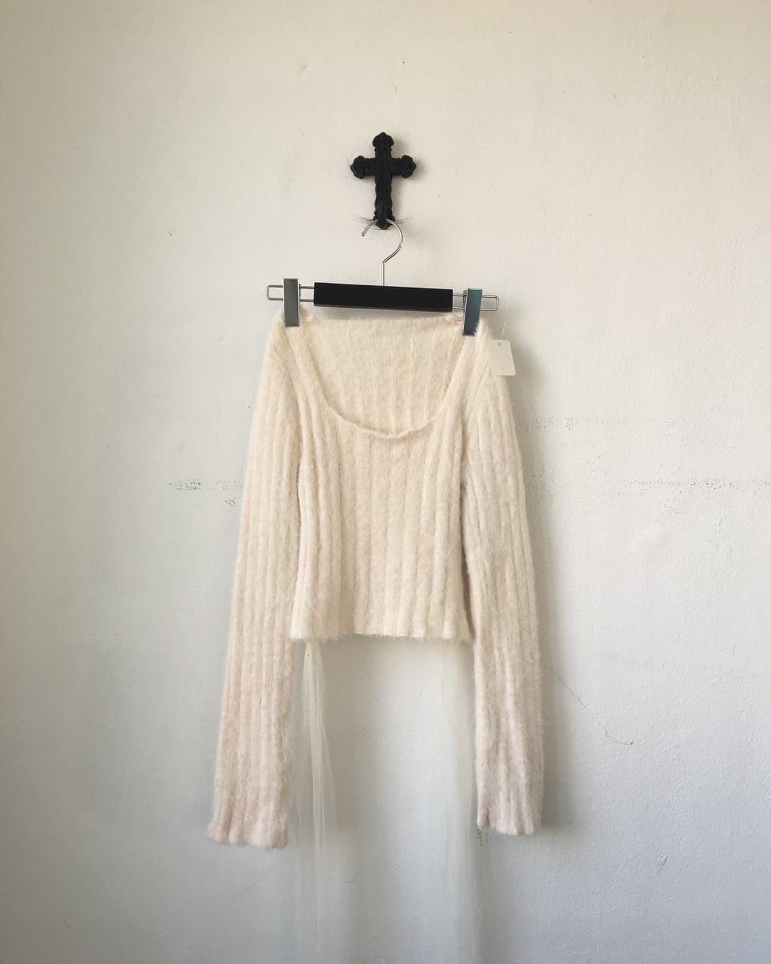 Tied point fluffy knit 상품이미지2