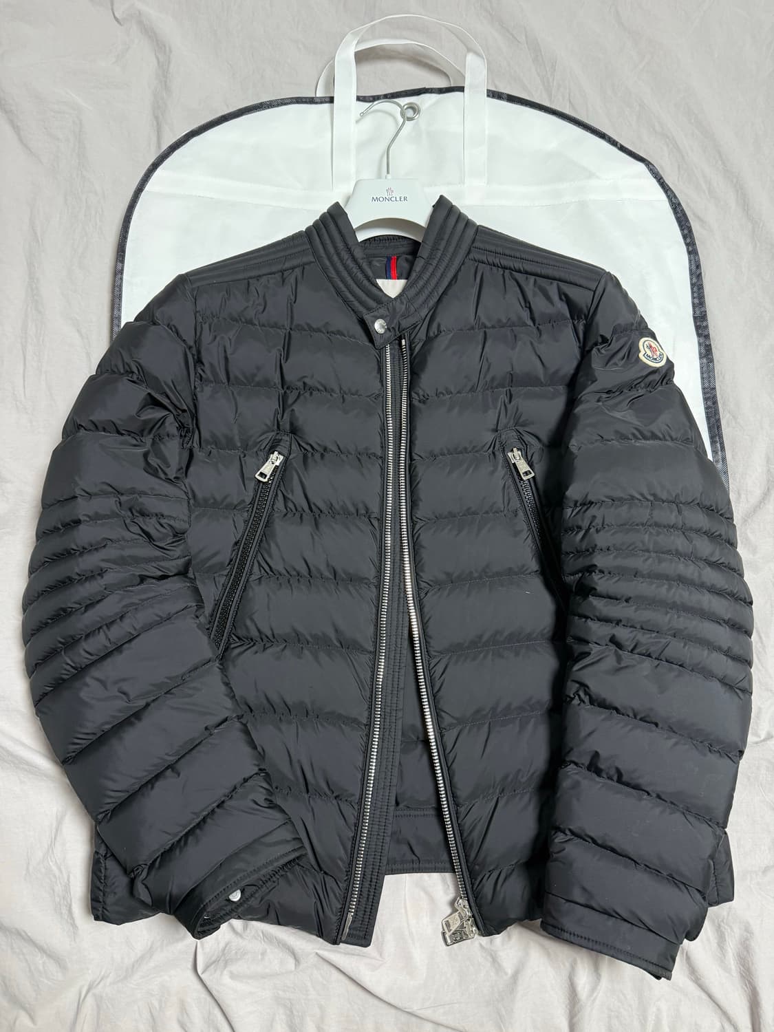 몽클레어 아미오 5사이즈 상품이미지1