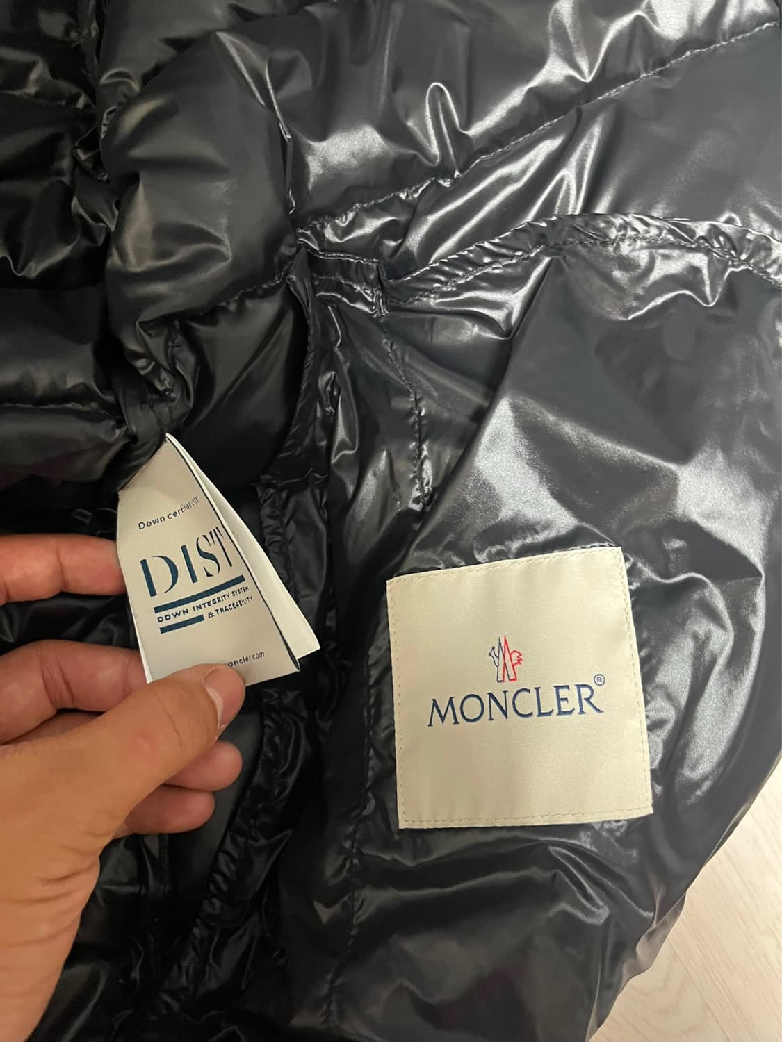 몽클레어패딩 상품이미지3