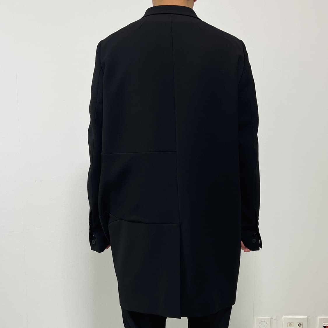 릭오웬스 16FW "MASTODON" 런웨이 컬렉션 Orchid 코트 상품이미지2