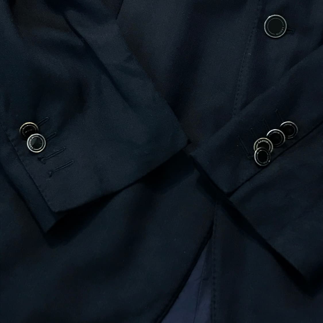 랑방 퓨어 캐시미어 네이비 투버튼 블레이저 남성 105 사이즈  상품이미지7