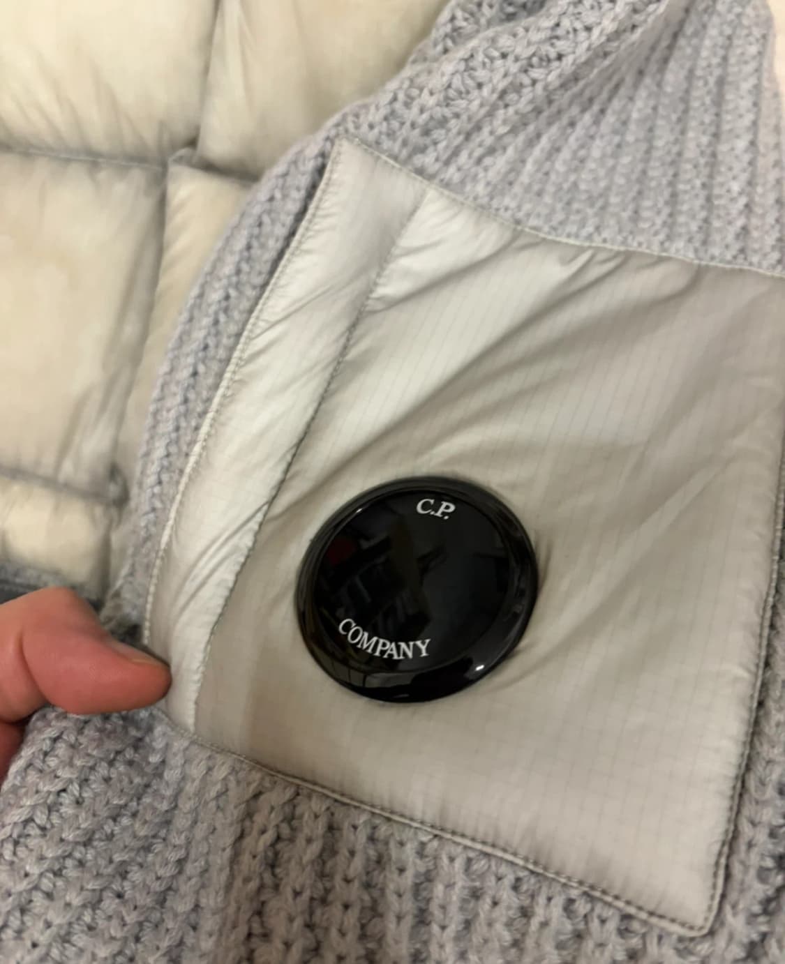 CP컴퍼니 코리아 니트패딩 xxl 상품이미지3
