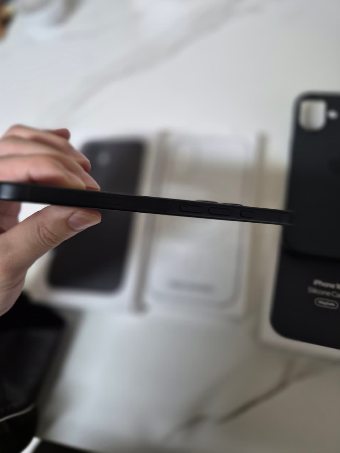 아이폰16 128기가 블랙 + 미개봉 정품 투명케이스 상품이미지5