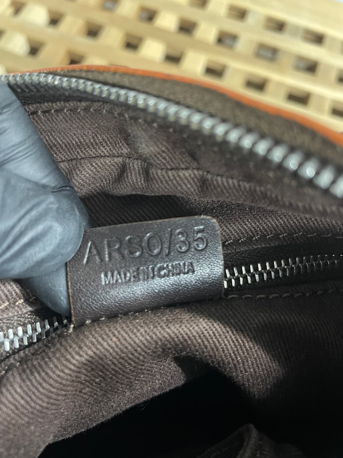 셀린느 크로스백(남여공용) 상품이미지10