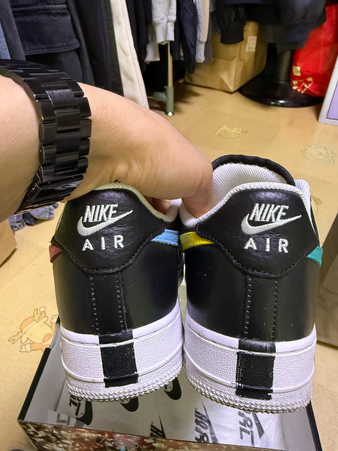 안냐세요 나이키 에어포스1 피마원 파라노이즈 3.0 블랙 265판매합니다 상품이미지5