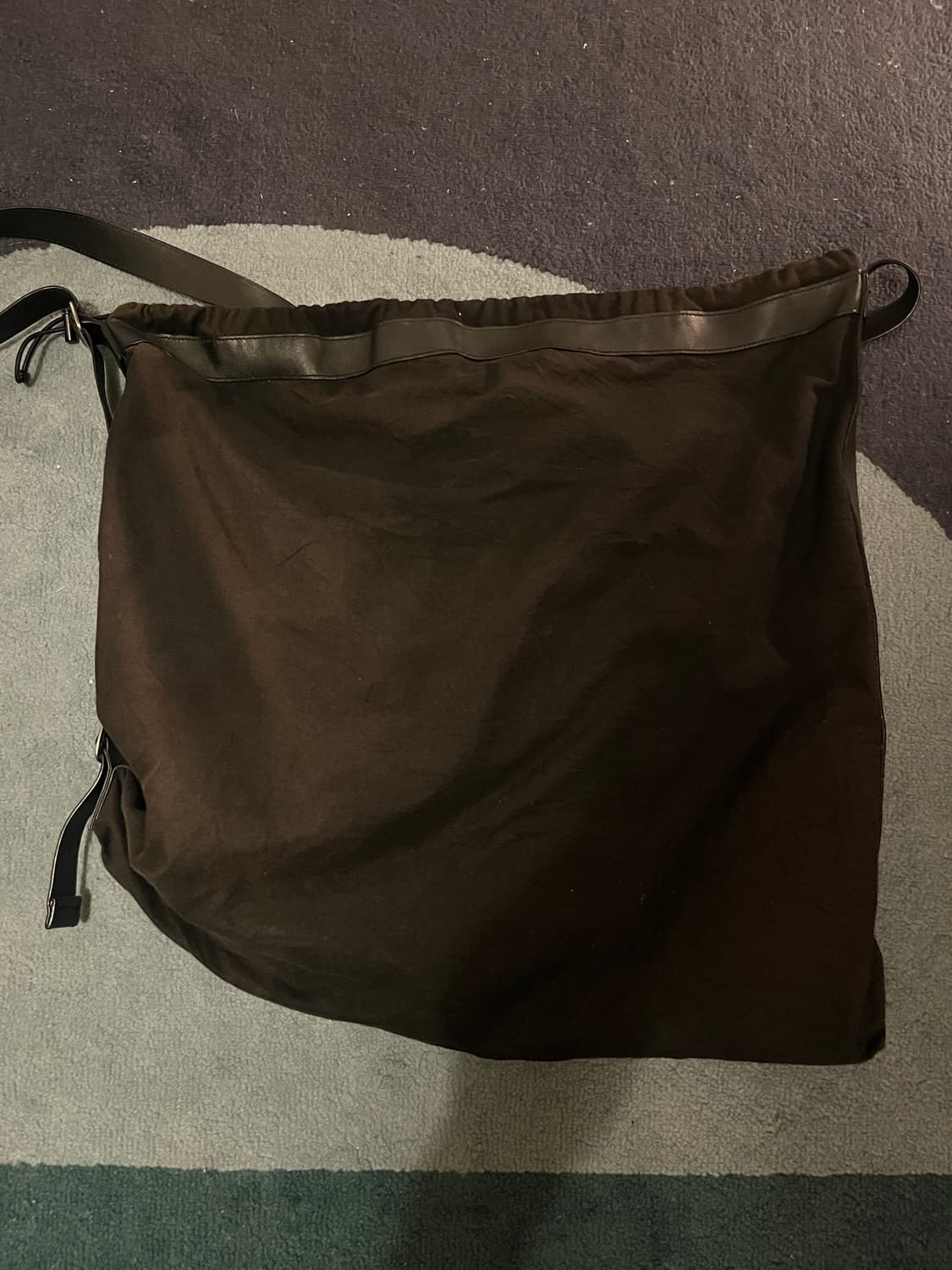 [os] 해칭룸 벨트백 블랙 상품이미지3