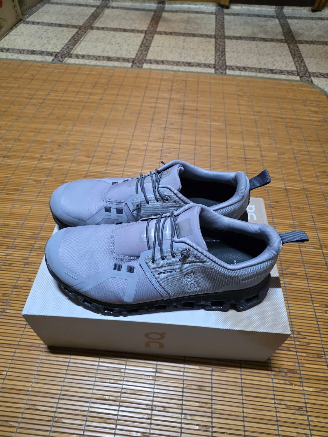 (방수 기능)온러닝 클라우드5 워터프루프 260 상품이미지2