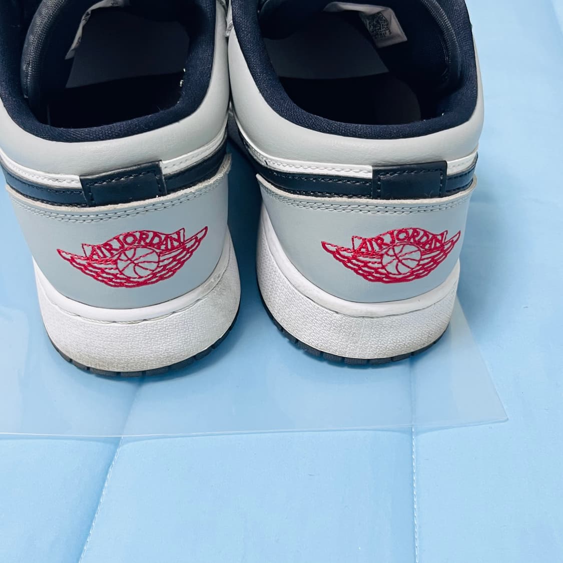 나이키 조던1 라이트 스모크 그레이GS 로우 스니커즈 상품이미지3