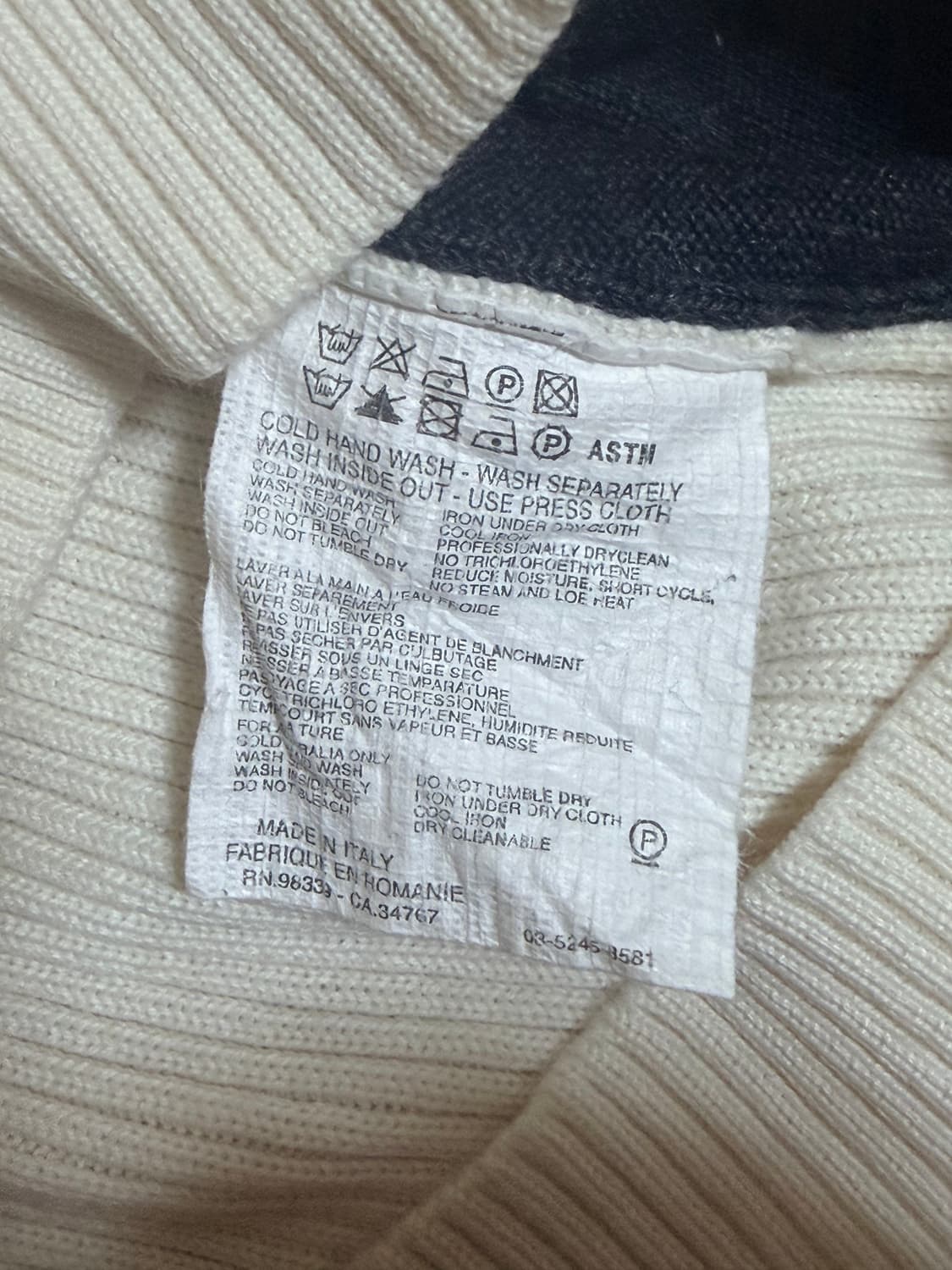 프라다 니트 판매합니다 상품이미지5