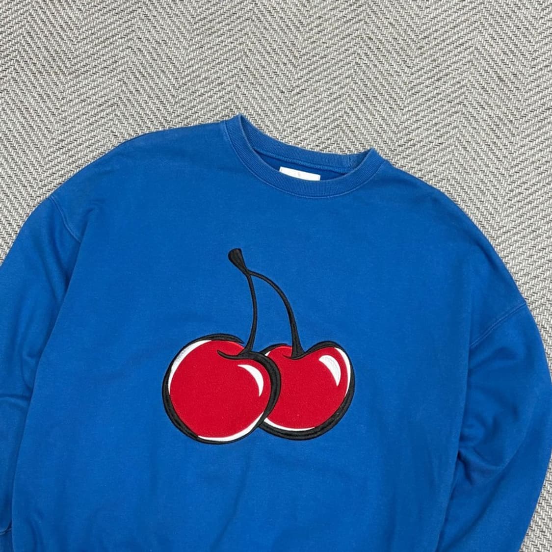 키르시 빅체리 맨투맨 v1148 상품이미지3