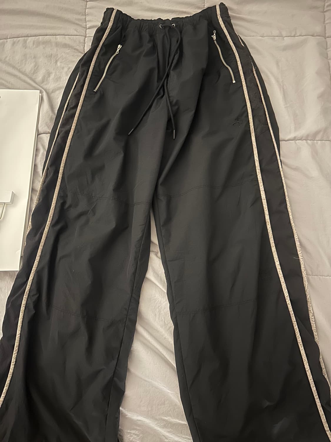 폴리테루 1011나일론 트랙 팬츠 블랙 팝니다. 상품이미지4