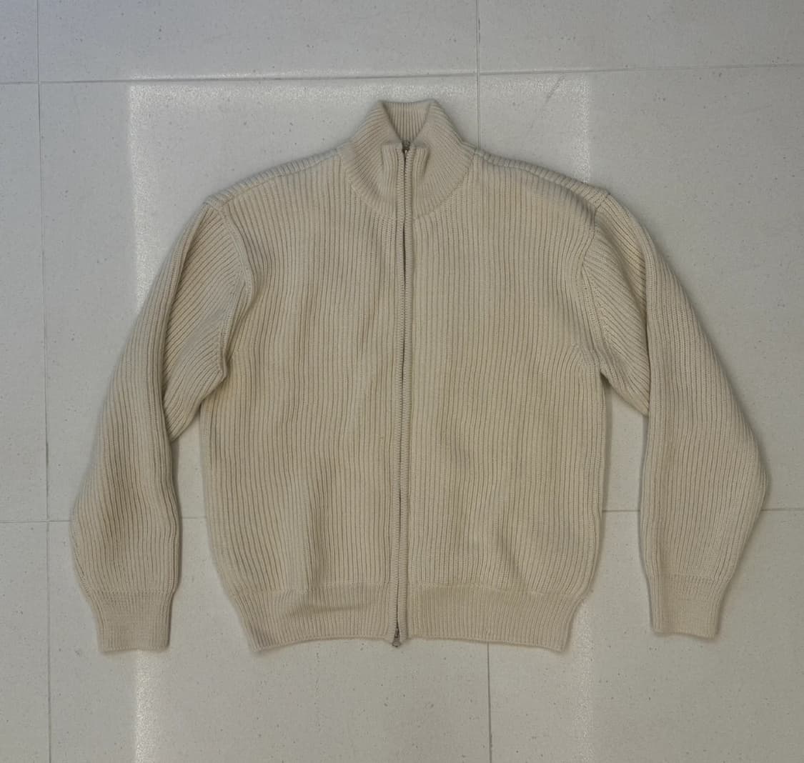 아모멘토 24fw 집업 가디건 상품이미지1