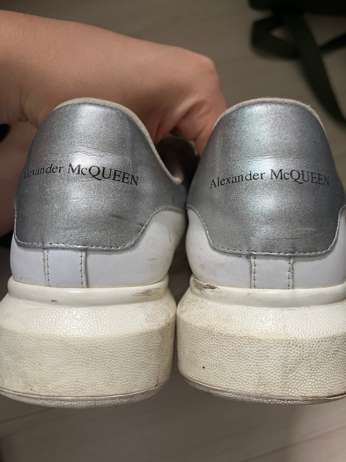 Alexander McQueen Oversized sneakers 상품이미지2