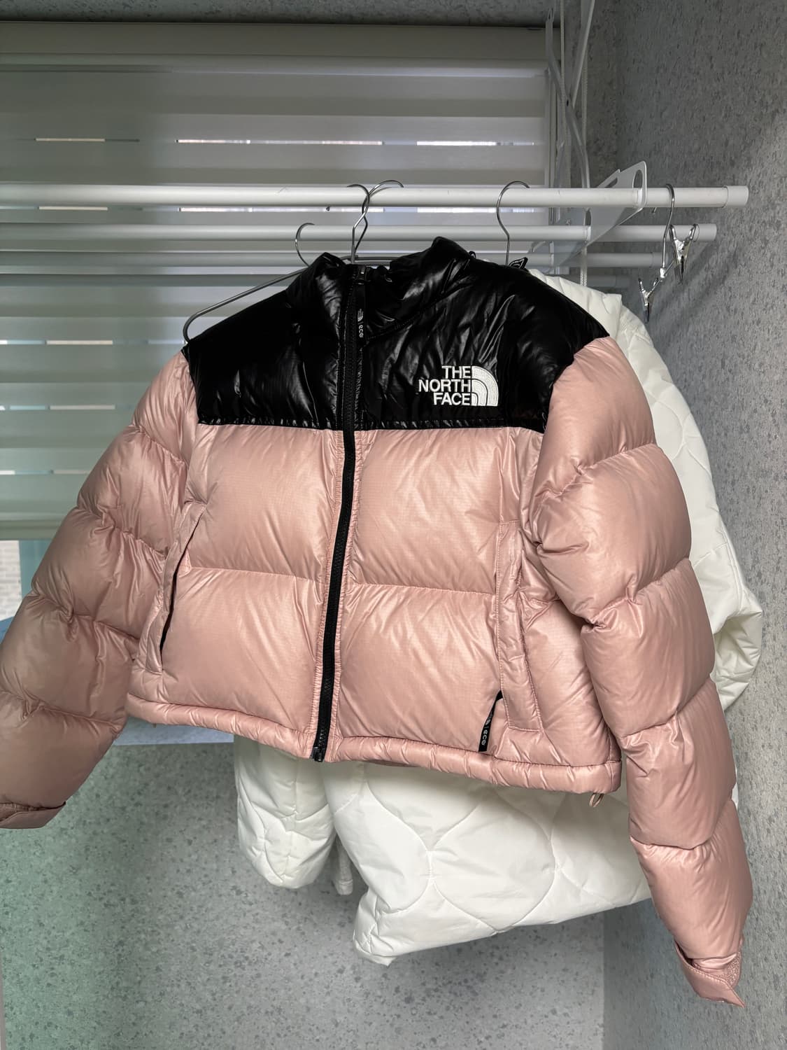 노스페이스 눕시 숏패딩 L 95 파스텔 핑크 상품이미지4