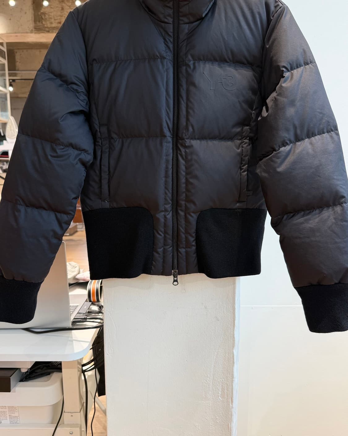 y-3 블랙 클래식 다운 패딩 점퍼  상품이미지6