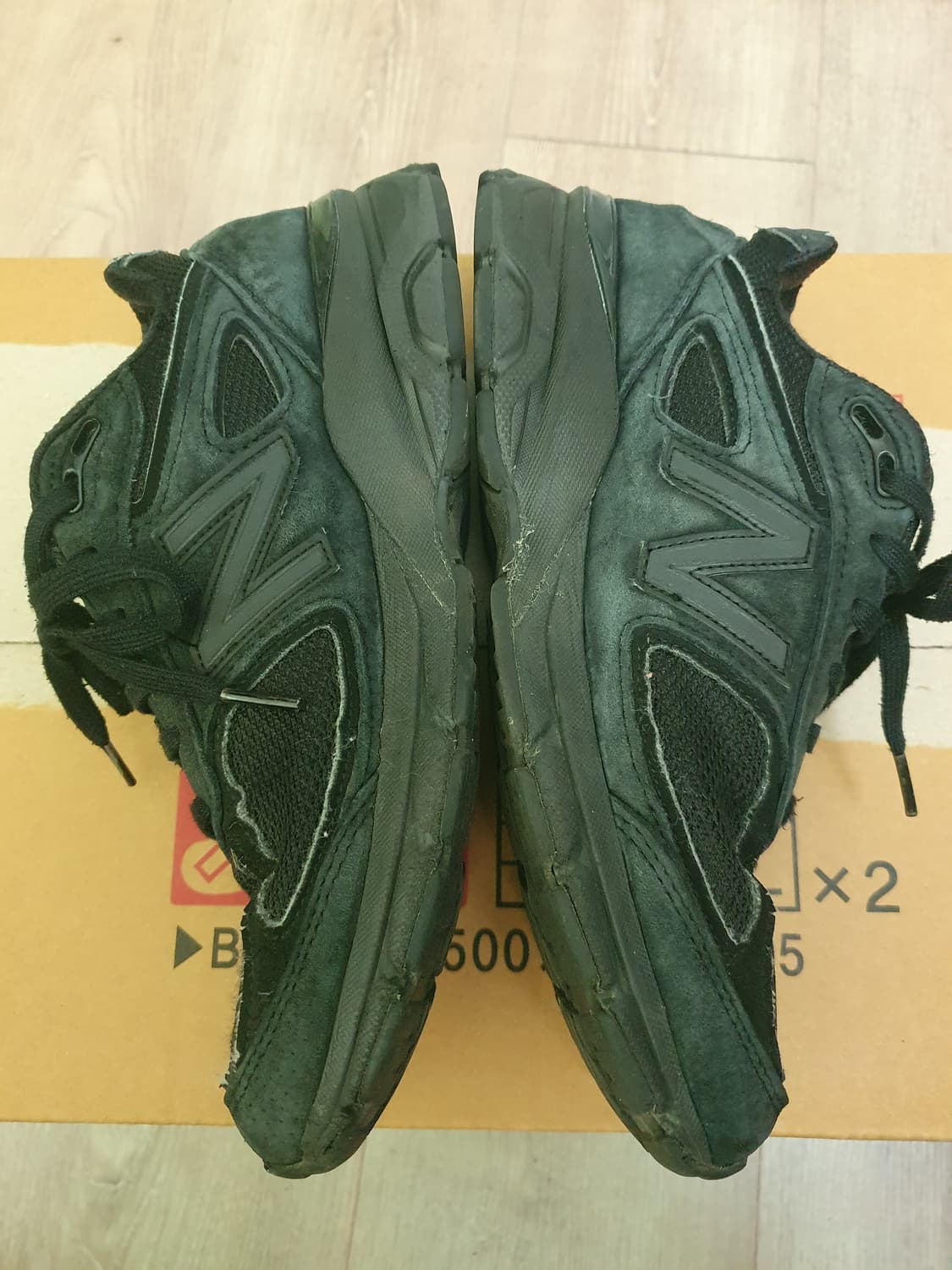 뉴발란스 990 v4 250 트리플블랙 m990bb4 상품이미지2