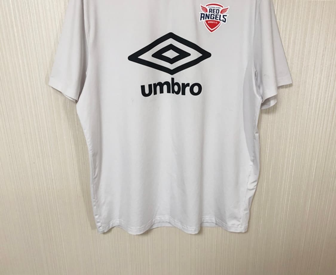 WK리그 엄브로 인천 현대제철 레드엔젤스 선수실착 트레이닝셔츠 2XL 상품이미지3