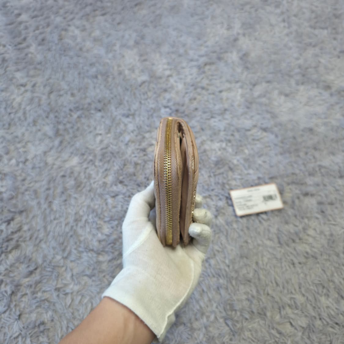 {클로젯}[보증서]미우미우 마테라쎄 지퍼 어라운드 중지갑 상품이미지9