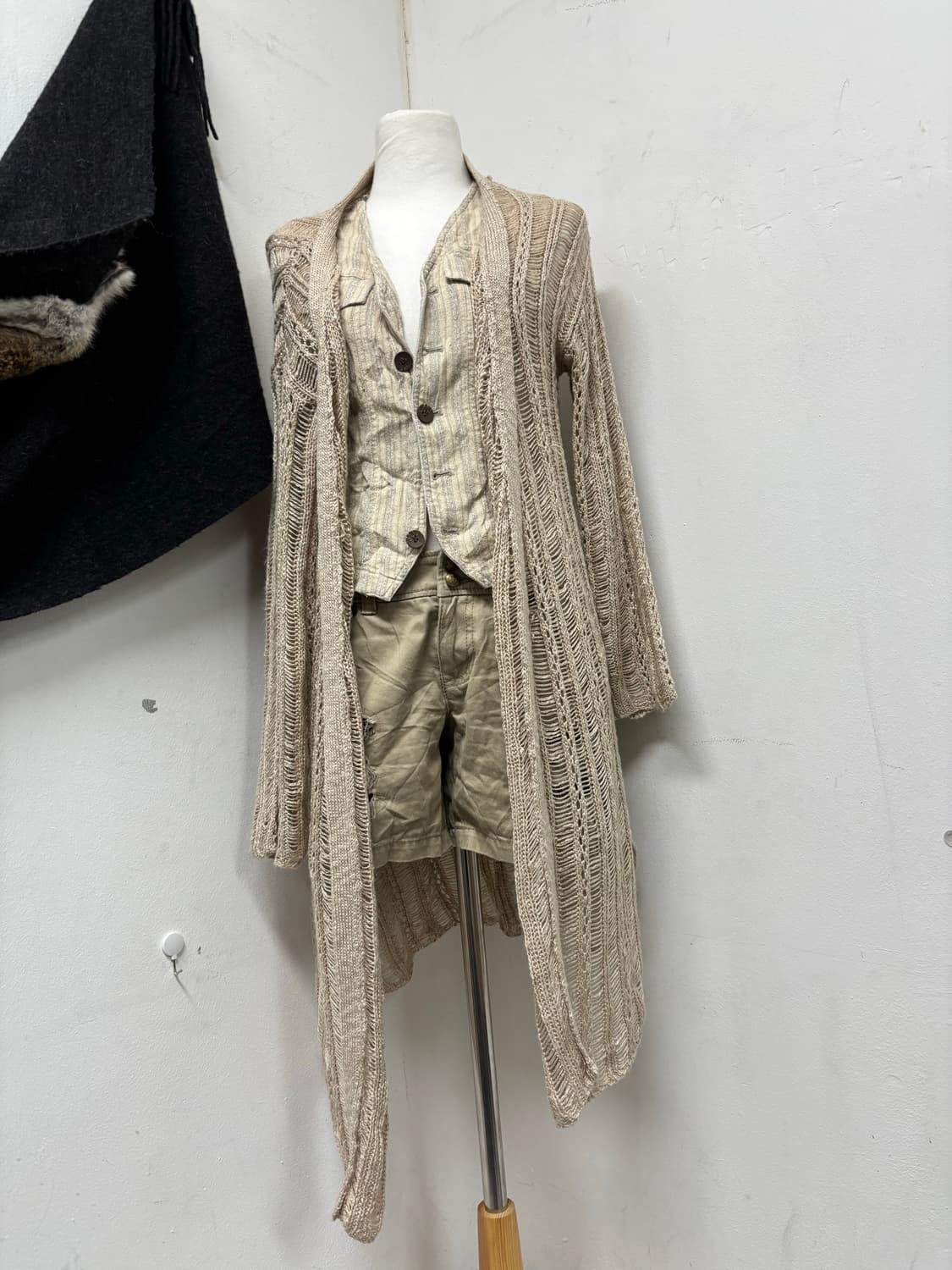 Grunge Detail Knit Long Cardigan 상품이미지5
