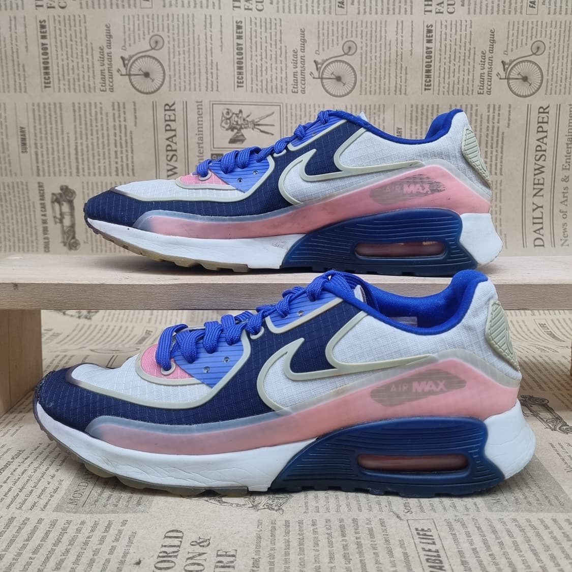 나이키 에어맥스 90 울트라 여성운동화235 상품이미지1