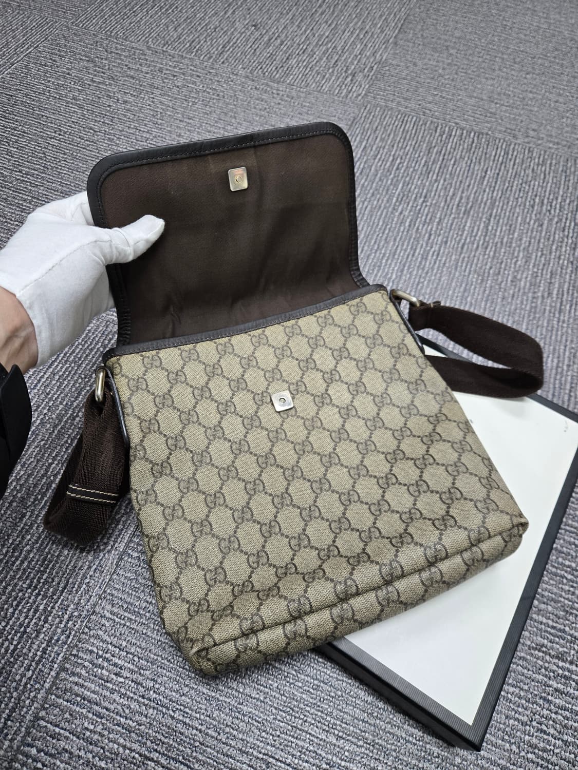 [특가][정품] 구찌 시그니처 메신저백 상품이미지5