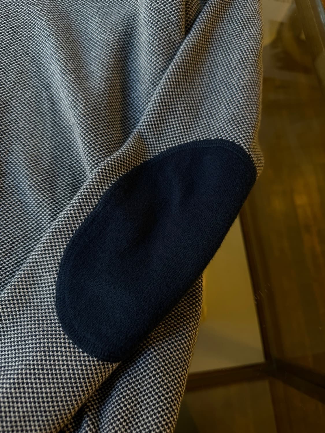 아르마니 브이넥 니트 100 상품이미지8