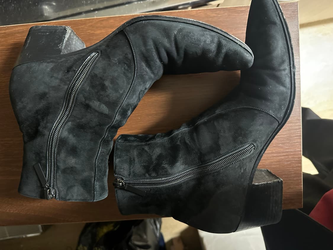 (43) 23 생로랑 스웨이드 앵클부츠 상품이미지3