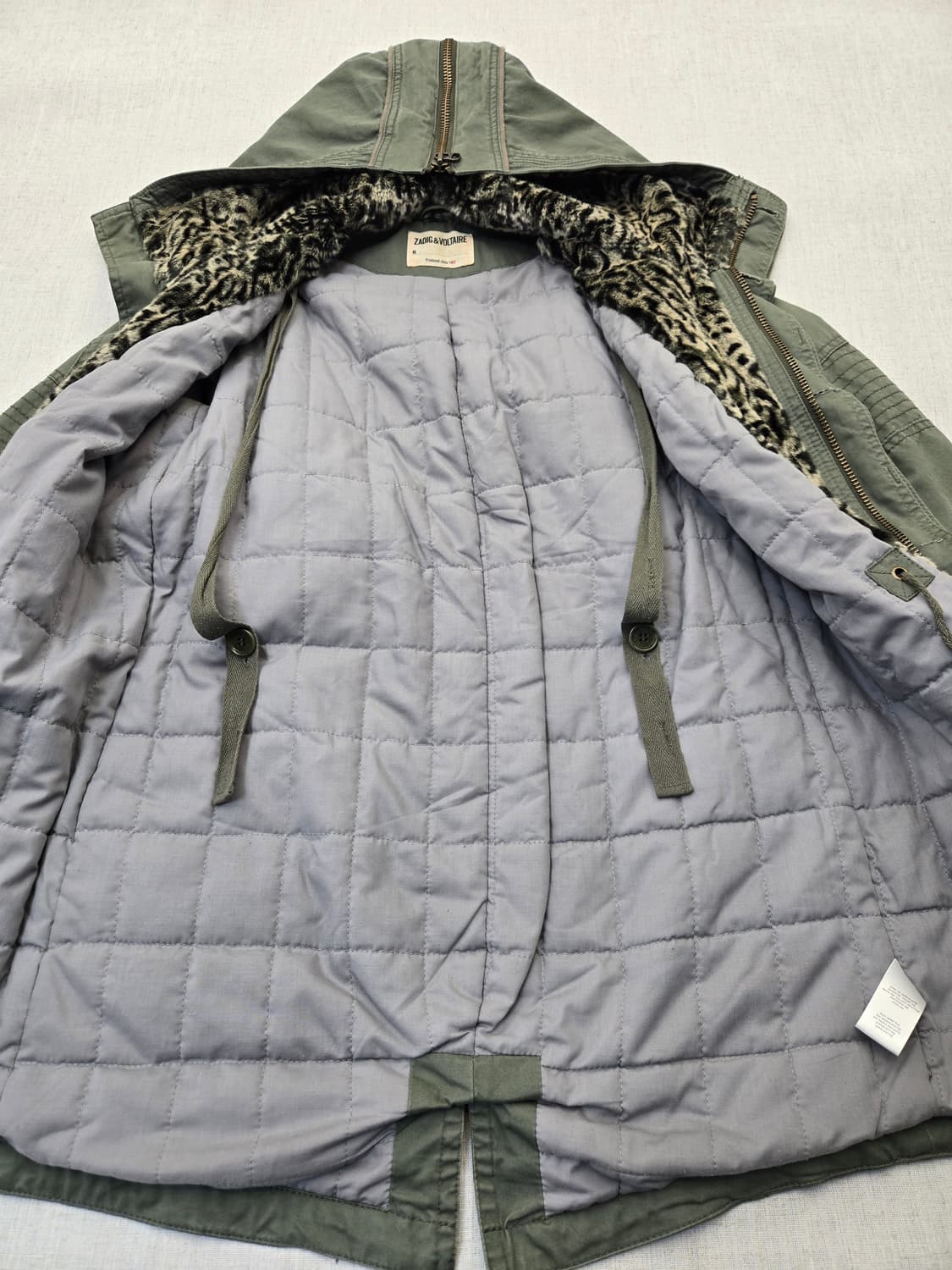 자딕앤 볼테르 카키색 후드 야상 점퍼 상품이미지5