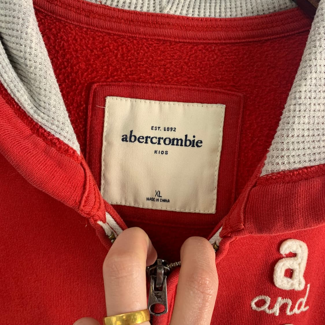아베크롬비 y2k 와투케 레드 딱붙 후드집업 상품이미지6