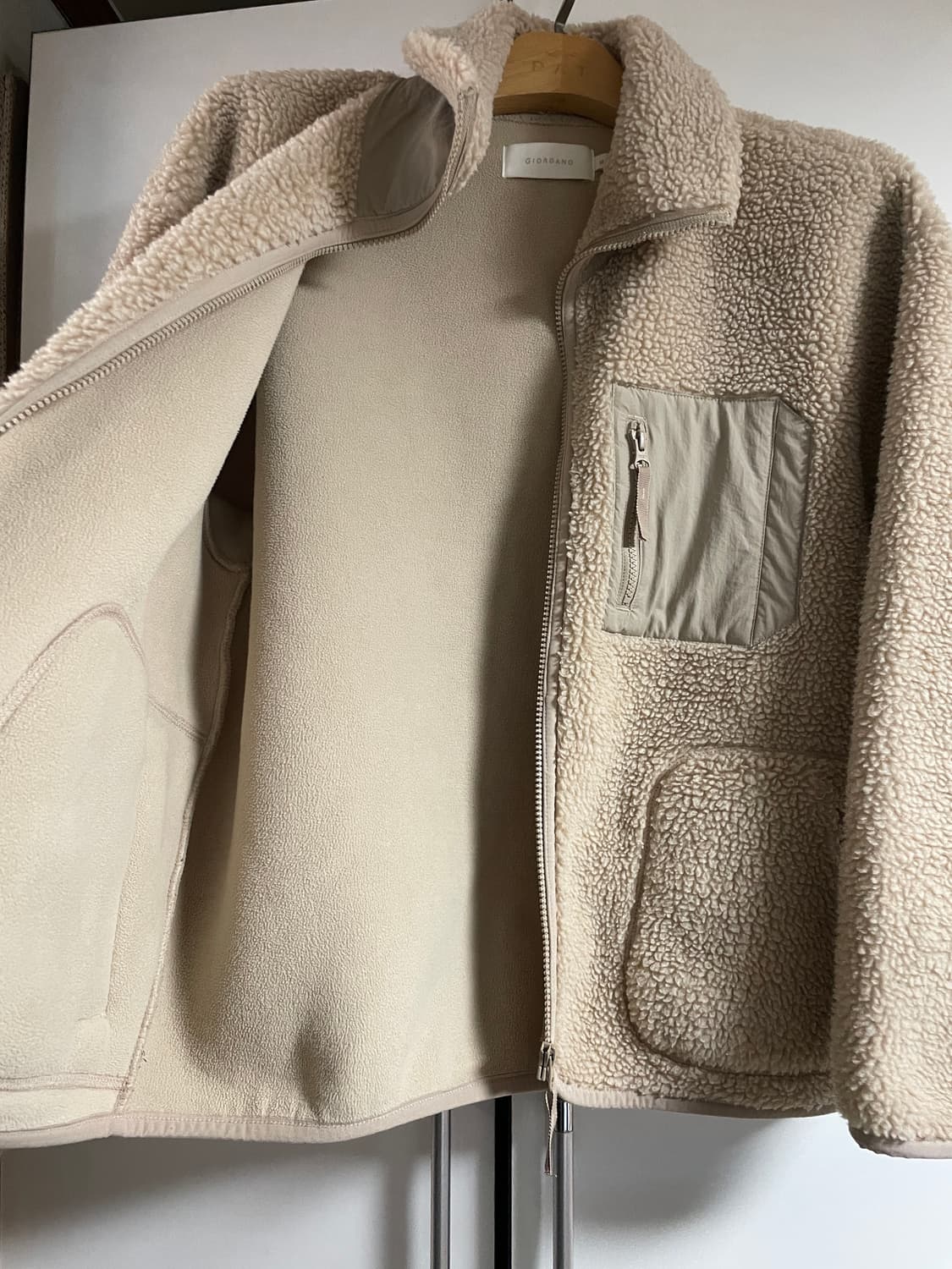 지오다노 플리스 집업 자켓 베이지M 상품이미지3