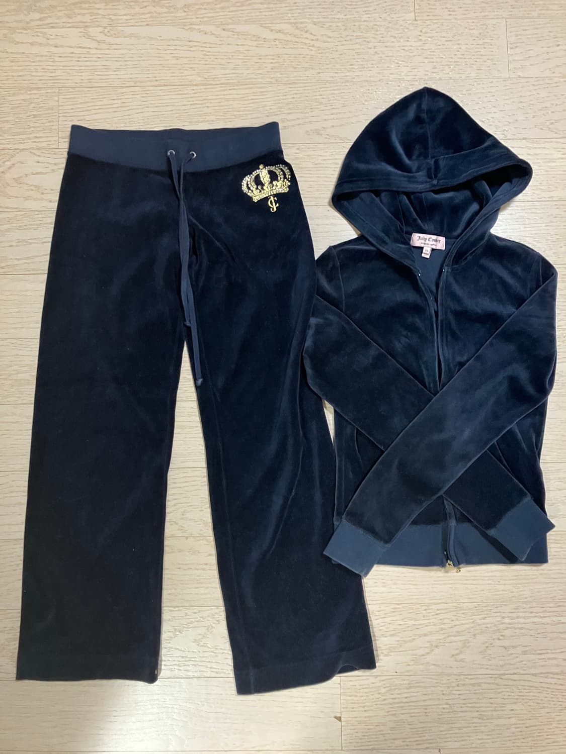 Juicy Couture 쥬씨꾸뛰르 벨벳 셋업 상품이미지1