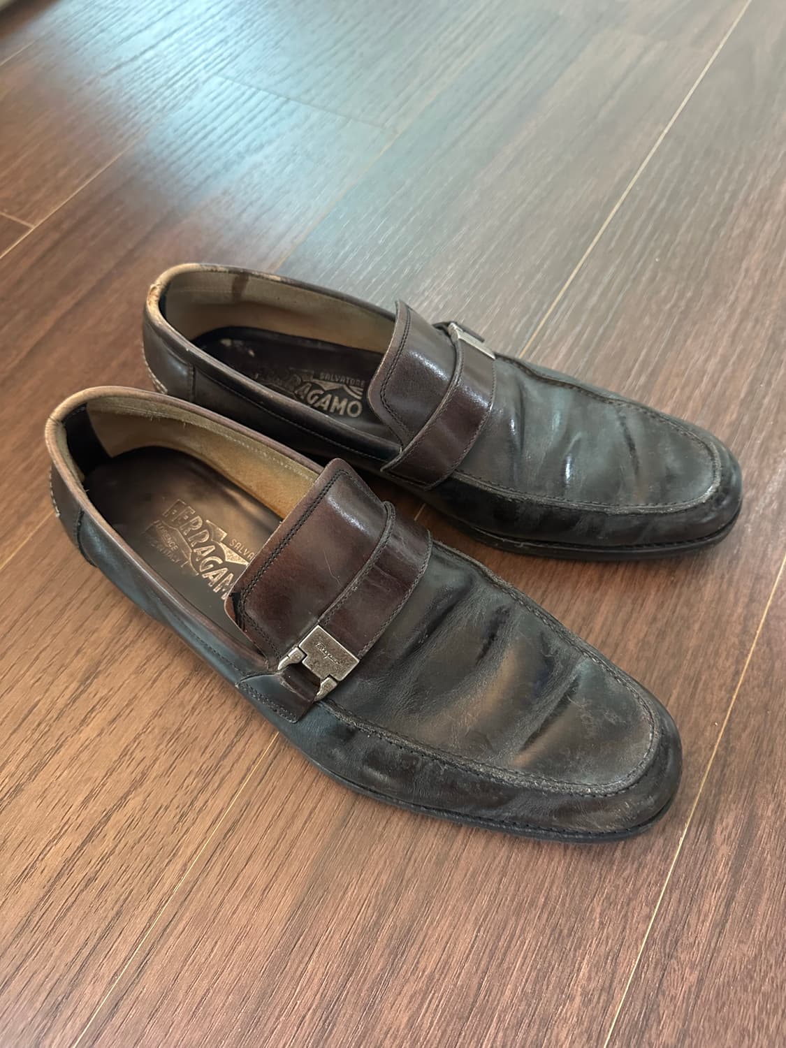 페라가모 다크브라운 로퍼  상품이미지1