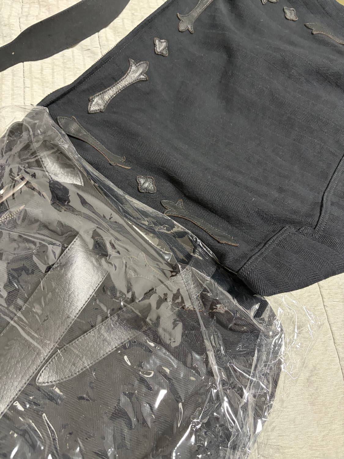 폴리테루1011플뢰르 크로스백스트라이프 상품이미지1