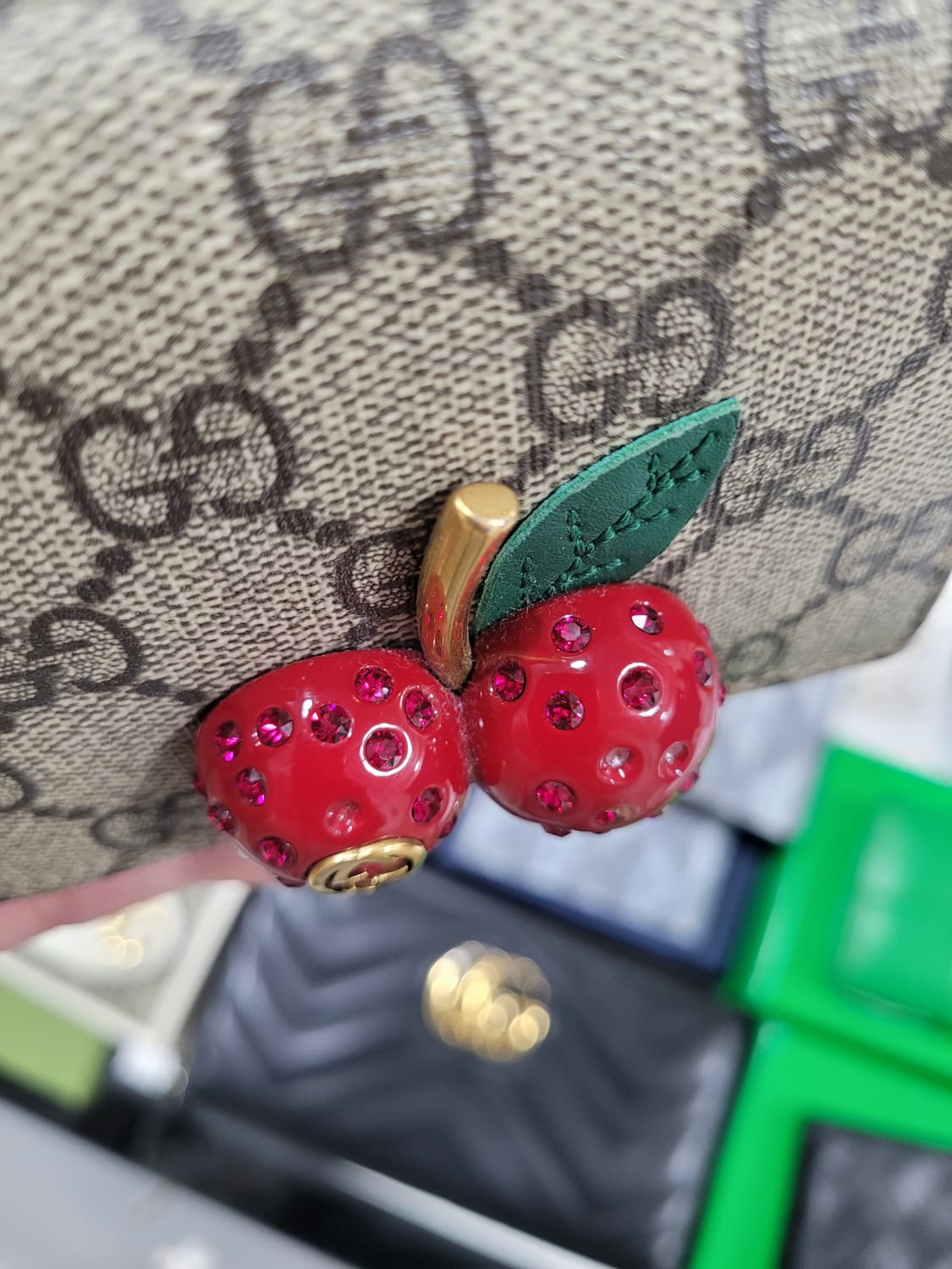 구찌 체리 카드지갑 상품이미지4