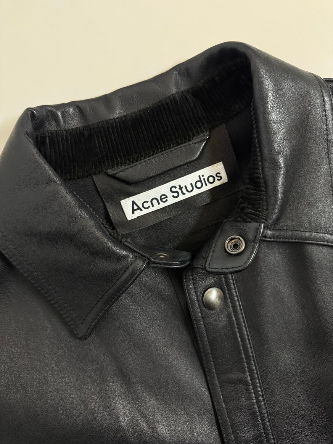 아크네 스튜디오 라크 나파 램스킨 오버셔츠 레더자켓 48 상품이미지5