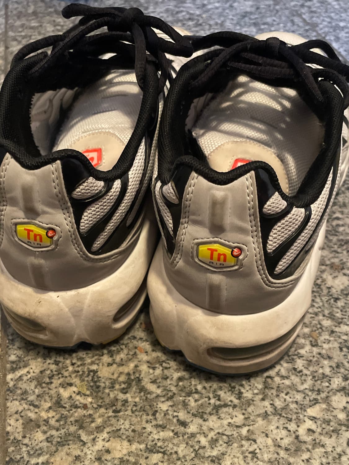 나이키 베이퍼맥스 플러스TN 235 상품이미지3