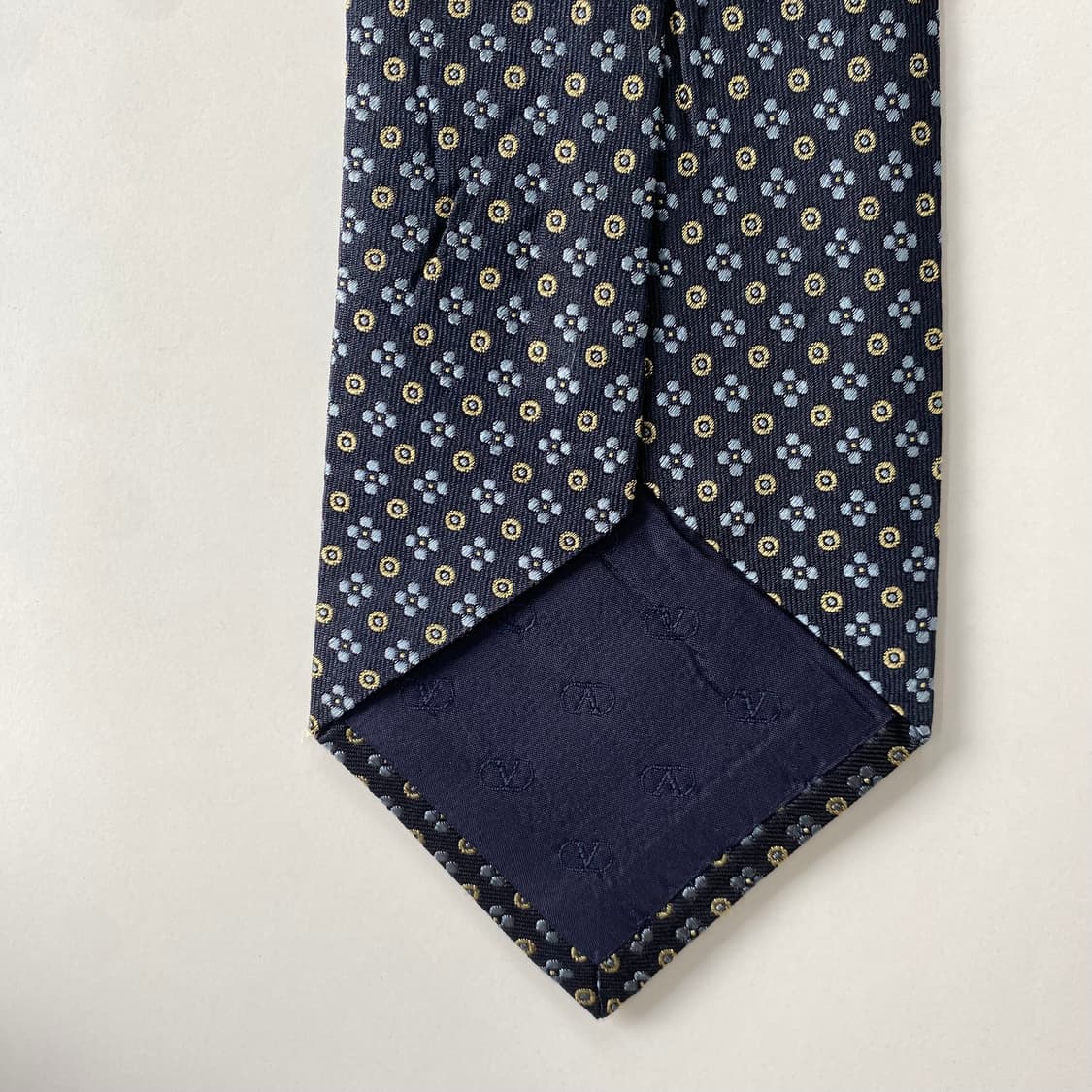 발렌티노(VALENTINO)심플로고 정품 명품 넥타이 상품이미지7