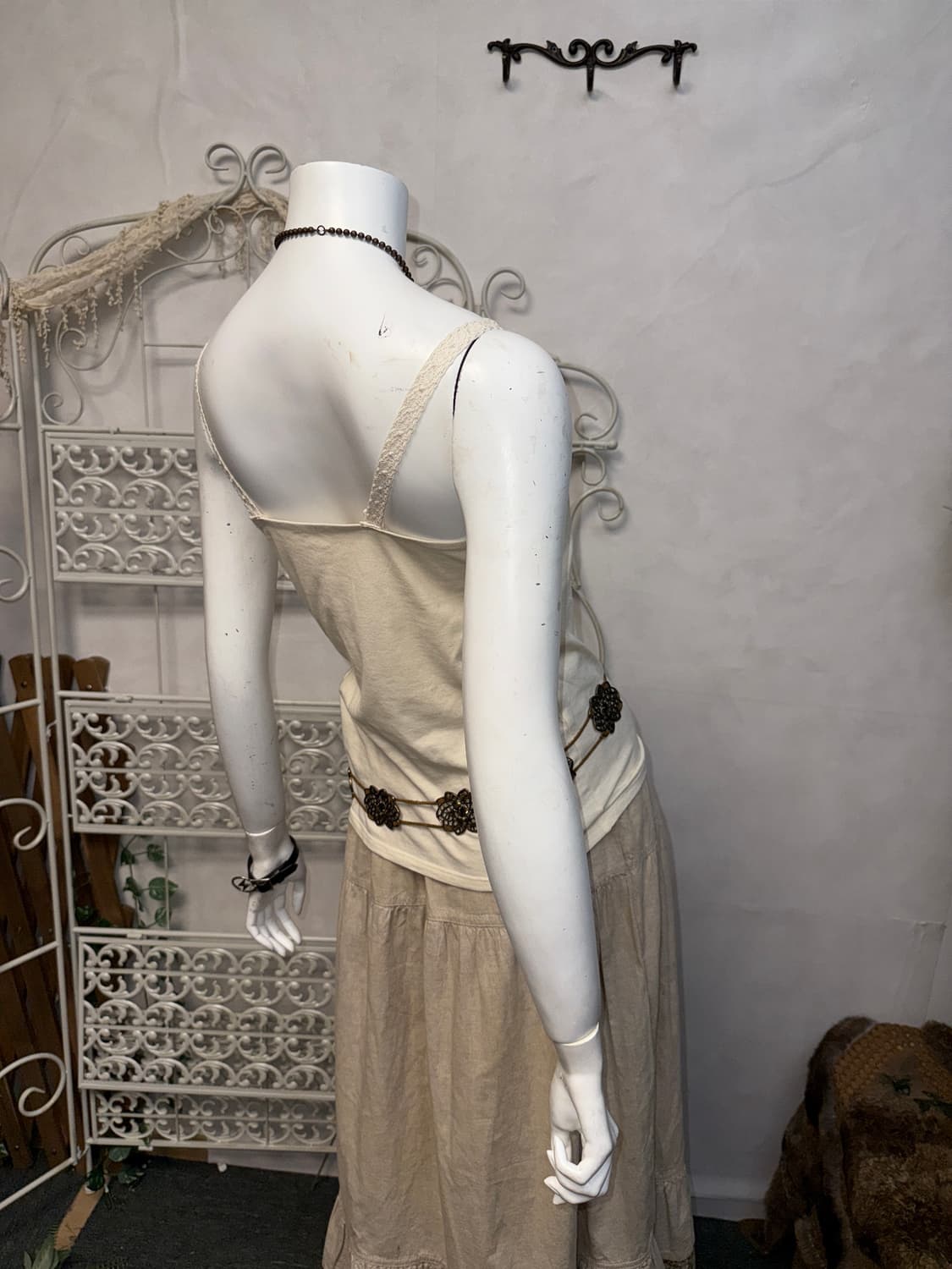Ivory wood beads detail cotton 슬리브리스 상품이미지6