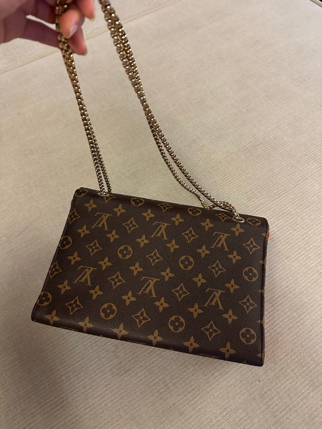 루이비통 모노그램 체인 숄더백 레드 상품이미지5