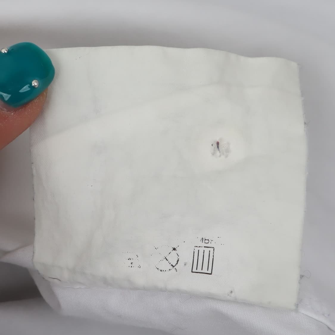 꼼데가르송 화이트 하트와펜 코튼 셔츠 상품이미지10