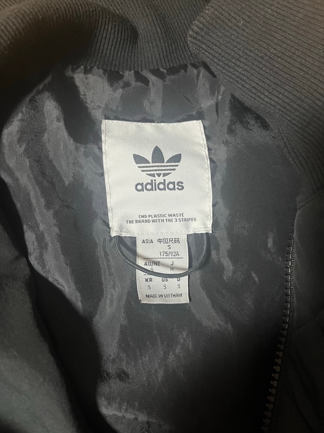 아디다스 경량패딩 상품이미지3