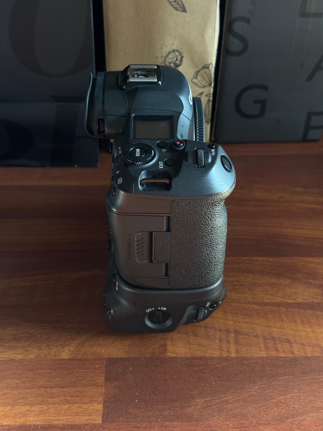 캐논 EOS R5+BG-R10 세로그립 상품이미지2