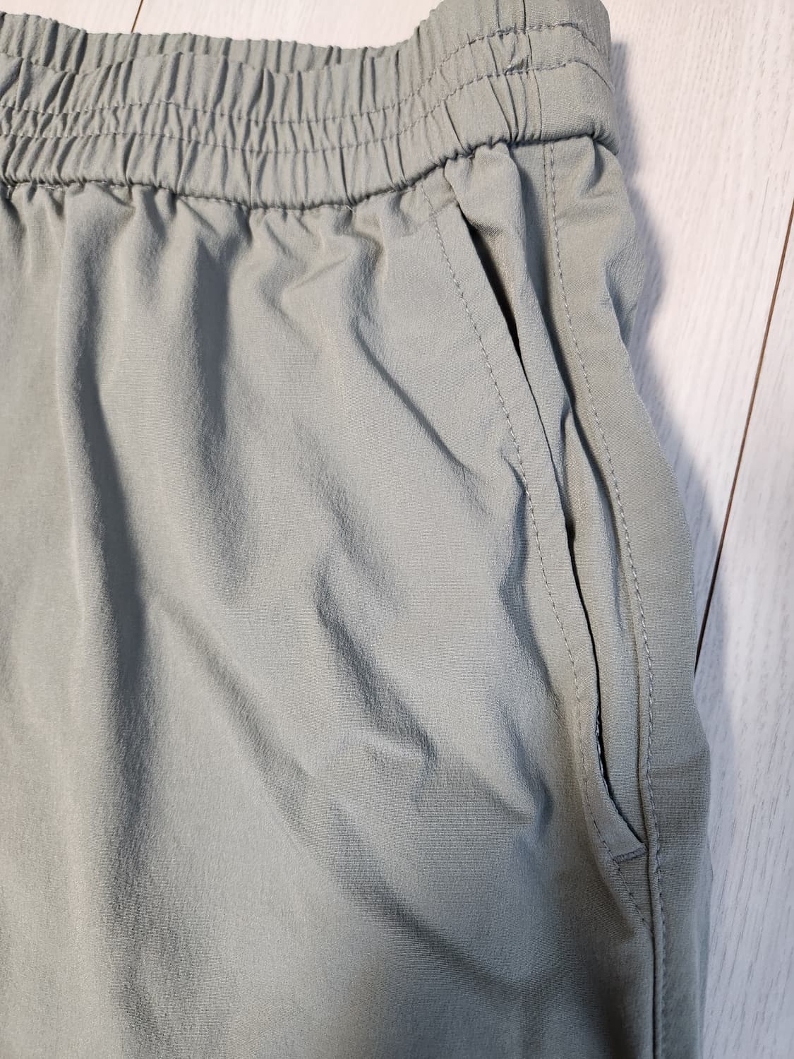 탑텐 카고 조거 팬츠 사이즈L

봄가을용

여러 중고사이트에도 같이 판매 상품이미지4