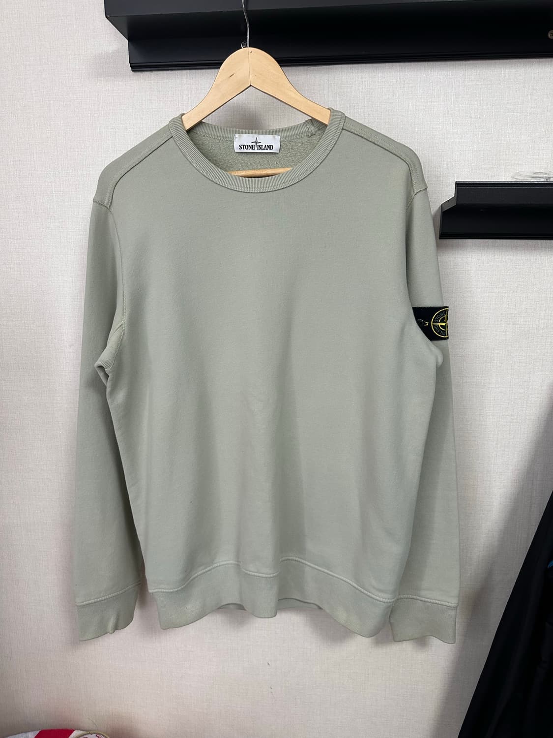 스톤아일랜드 맨투맨 그린 L (100) 상품이미지1