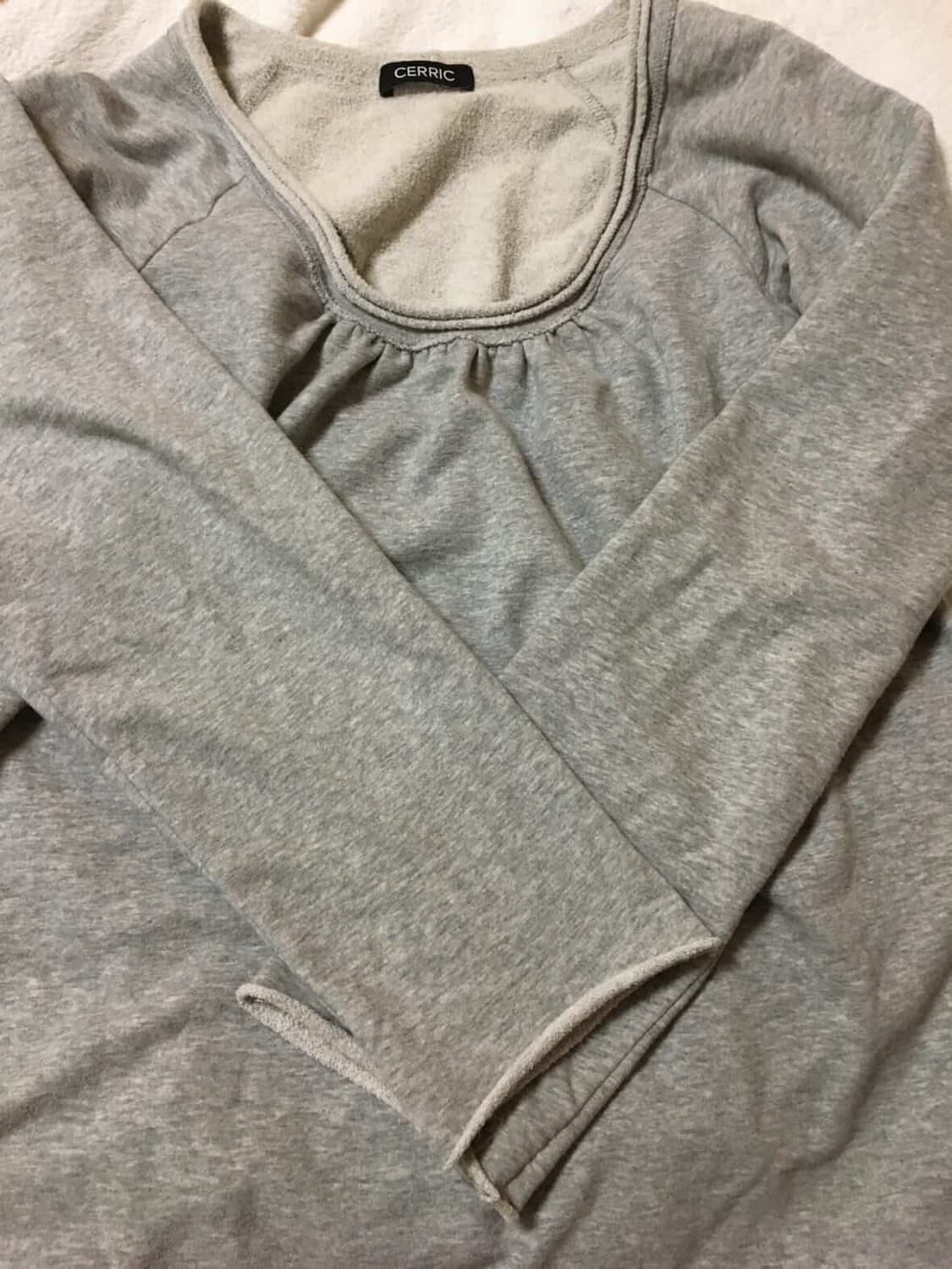 세릭 라운드 헴 스트링 탑 그레이 상품이미지2