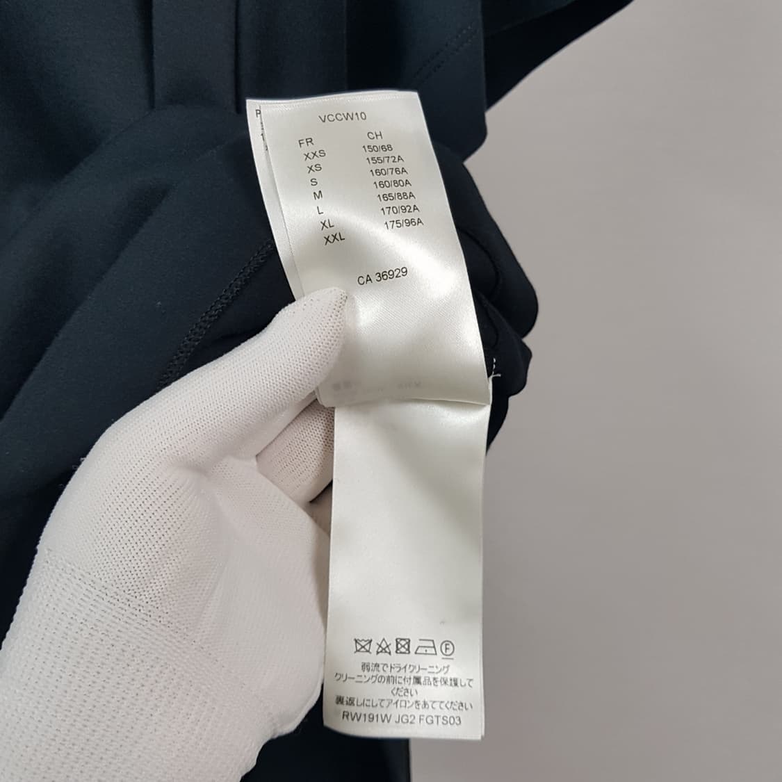 루이비통 여성 사이드 스트랩 티셔츠 1A4PFC 상품이미지9