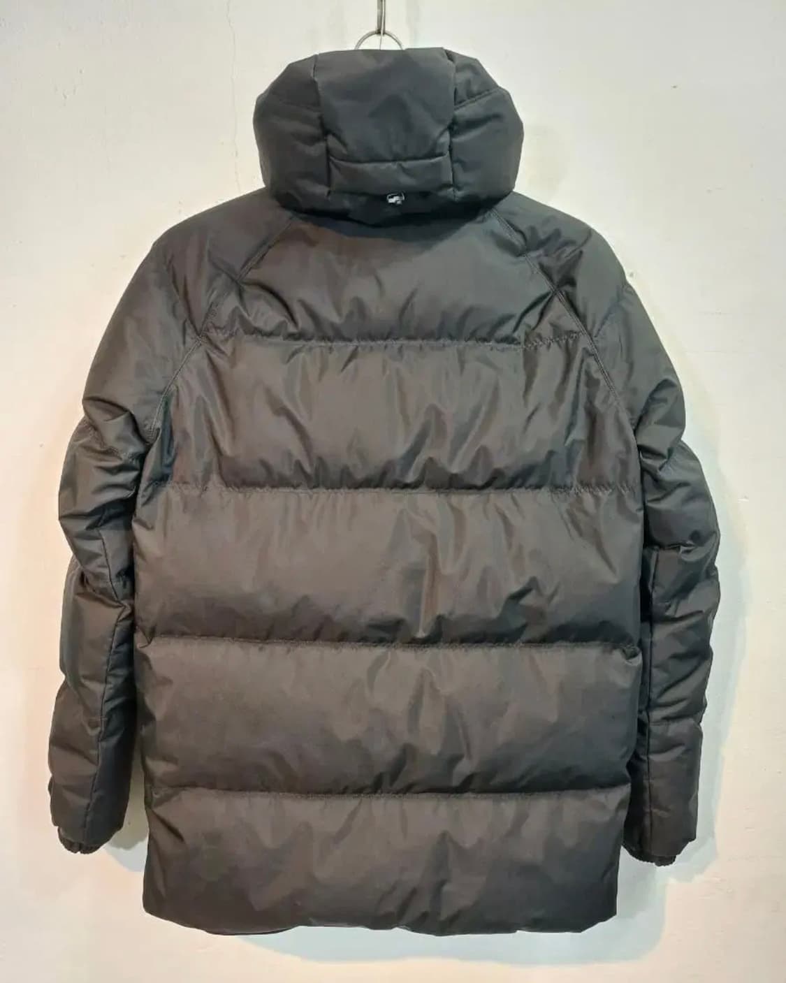 아디다스 리버시블 다운 패딩 블랙 xs 상품이미지4