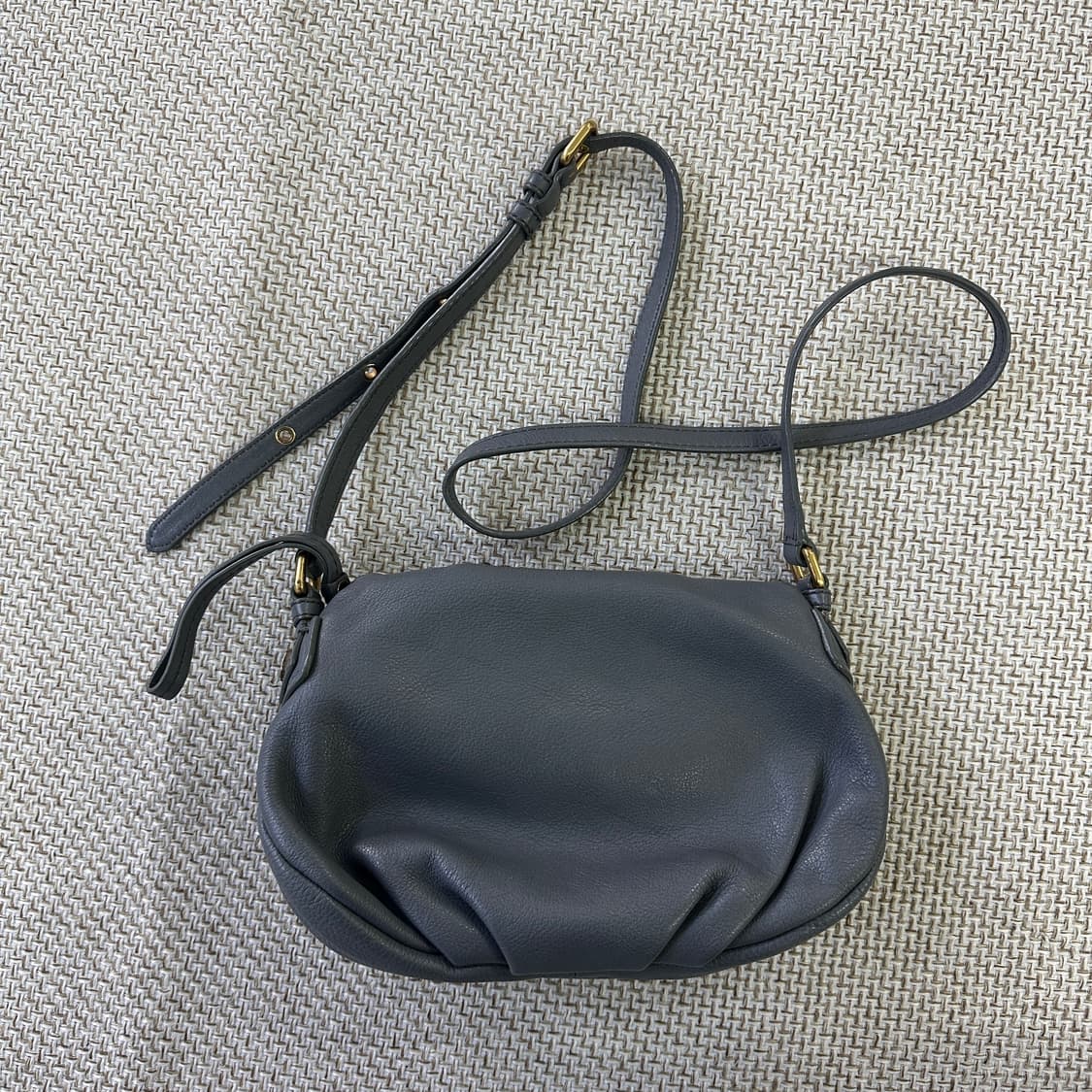 실측확인 마크제이콥스 클랙식 크로스백 0409D 상품이미지2