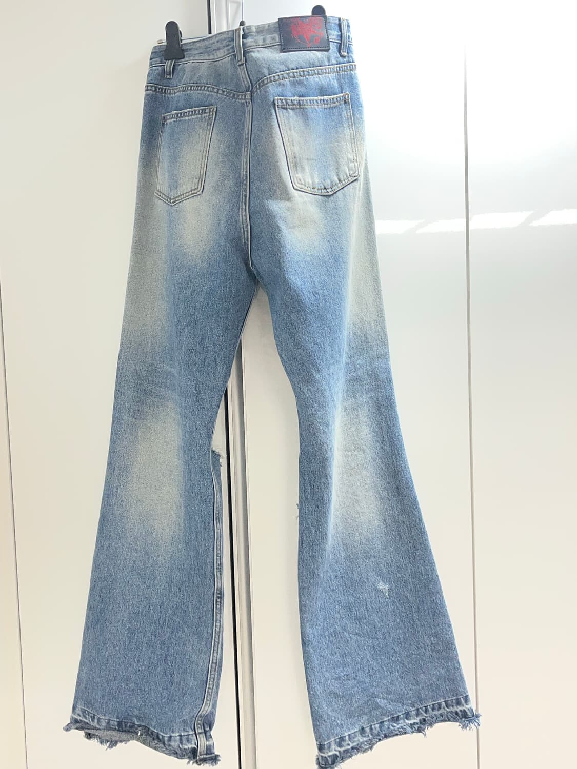 에모스탠스클럽 디스 플레어진 상품이미지3